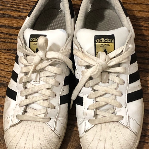 Shoes - Picture 2 of 5